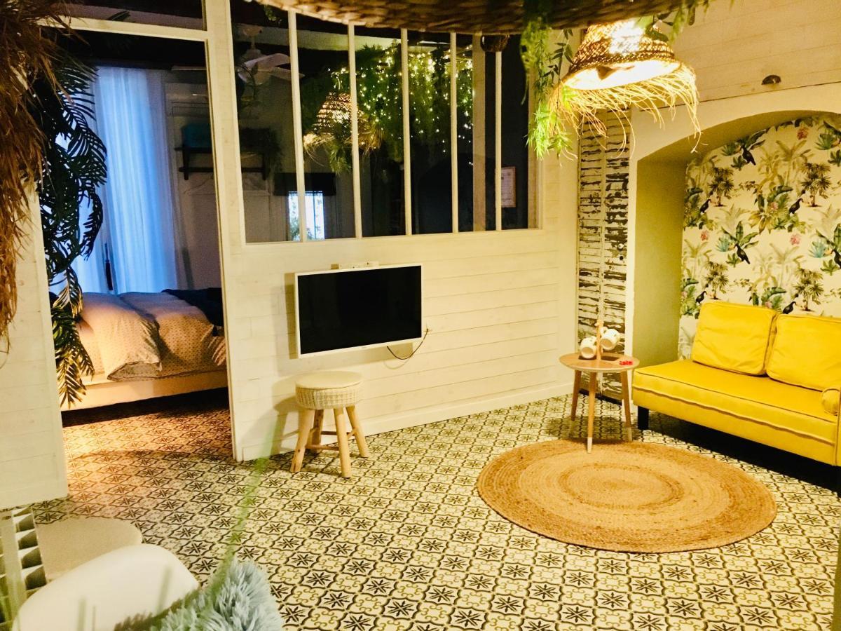 Me And Mrs Jones Suite Jacuzzi Hypercentre Montpellier Exterior foto